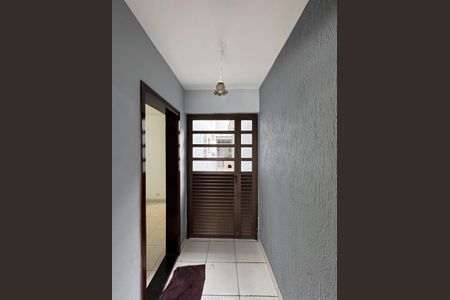 Casa para alugar com 160m², 3 quartos e 5 vagasEntrada 