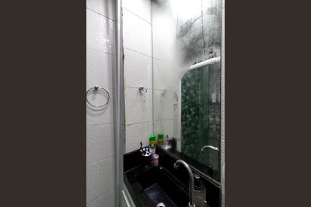 Apartamento à venda com 60m², 2 quartos e 1 vaga Apartamento à venda com 60m², 2 quartos e 1 vagaBanheiro