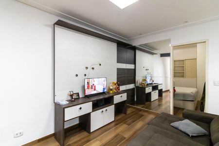 Sala de apartamento à venda com 2 quartos, 60m² em Jardim Gopouva, Guarulhos
