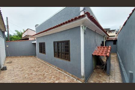 Casa para alugar com 135m², 3 quartos e 2 vagasQuintal