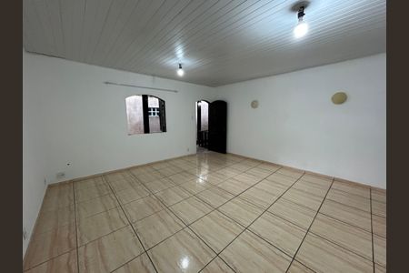 Sala de casa para alugar com 3 quartos, 170m² em Turiaçú, Rio de Janeiro