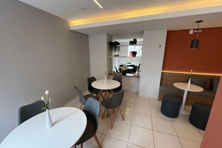 Apartamento para alugar com 37m², 2 quartos e sem vaga Apartamento para alugar com 37m², 2 quartos e sem vagaÁrea comum - Salão de festas