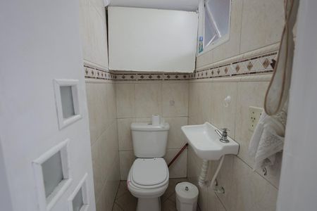 Casa de condomínio à venda com 84m², 2 quartos e 2 vagas Casa de condomínio à venda com 84m², 2 quartos e 2 vagasBanheiro 1