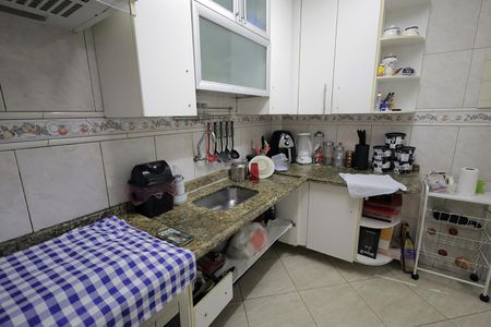 Casa de condomínio à venda com 84m², 2 quartos e 2 vagas Casa de condomínio à venda com 84m², 2 quartos e 2 vagasCozinha