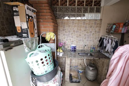 Casa de condomínio à venda com 84m², 2 quartos e 2 vagas Casa de condomínio à venda com 84m², 2 quartos e 2 vagasÁrea de Serviço / Quntal / Churrasqueira