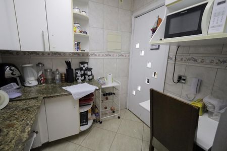 Casa de condomínio à venda com 84m², 2 quartos e 2 vagas Casa de condomínio à venda com 84m², 2 quartos e 2 vagasCozinha