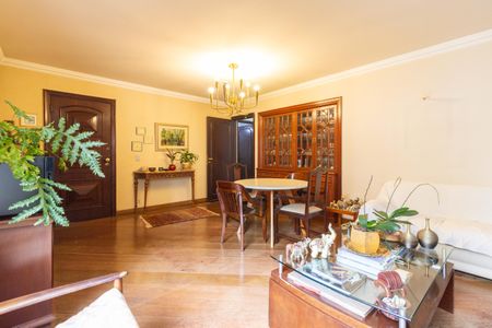 Sala de apartamento à venda com 3 quartos, 150m² em Cerqueira César, São Paulo