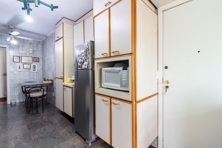 Apartamento à venda com 150m², 3 quartos e 1 vagaCozinha