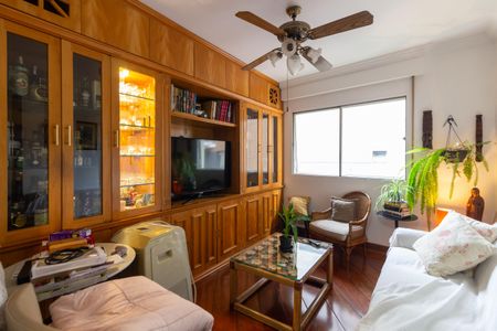Quarto de apartamento à venda com 3 quartos, 150m² em Cerqueira César, São Paulo