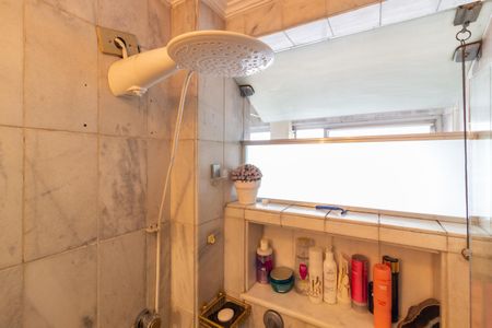 Apartamento à venda com 150m², 3 quartos e 1 vagaBanheiro da Suíte 1