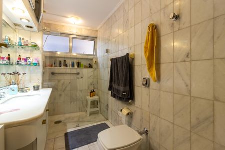 Apartamento à venda com 150m², 3 quartos e 1 vagaBanheiro da Suíte 2
