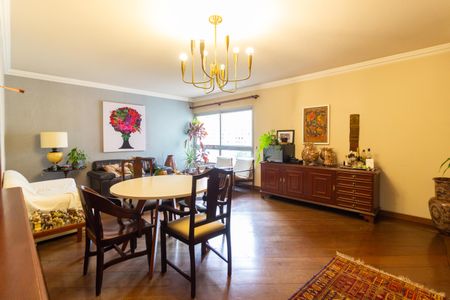 Sala de apartamento à venda com 3 quartos, 150m² em Cerqueira César, São Paulo