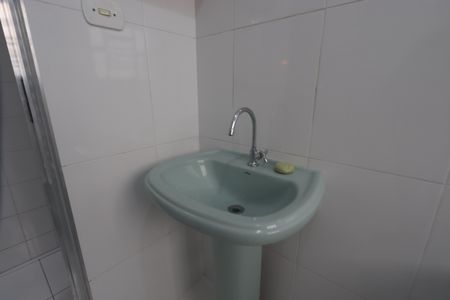 Casa à venda com 200m², 4 quartos e 1 vagaBanheiro - Casa 1