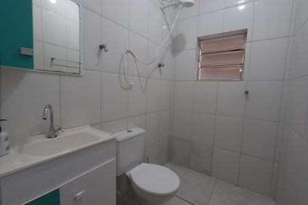 Casa à venda com 200m², 4 quartos e 1 vagaBanheiro - Casa 2