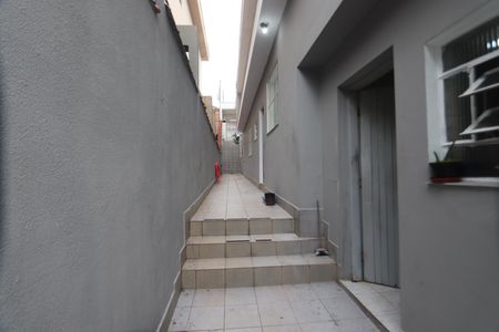 Casa à venda com 200m², 4 quartos e 1 vagaCorredor Lateral