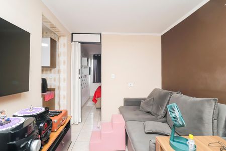Sala de apartamento para alugar com 2 quartos, 43m² em Conjunto Residencial José Bonifácio, São Paulo