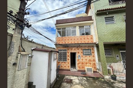 Casa para alugar com 150m², 2 quartos e sem vagaFachada