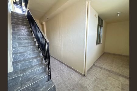 Casa para alugar com 150m², 2 quartos e sem vagaEscada