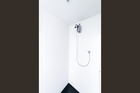 Casa de condomínio para alugar com 390m², 4 quartos e 4 vagas Casa de condomínio para alugar com 390m², 4 quartos e 4 vagasBanheiro Social