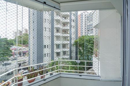 Apartamento à venda com 69m², 2 quartos e 1 vagaSacada