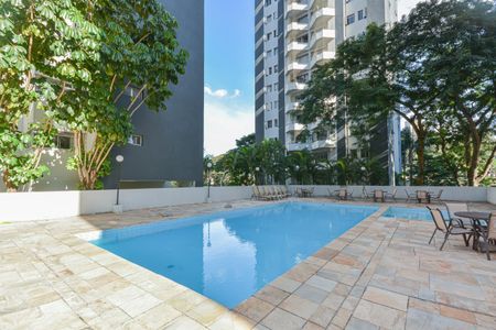Apartamento à venda com 69m², 2 quartos e 1 vagaÁrea comum - Piscina