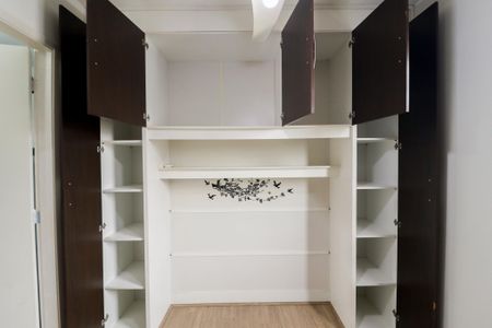 Apartamento à venda com 65m², 3 quartos e 1 vaga Apartamento à venda com 65m², 3 quartos e 1 vagaSuíte