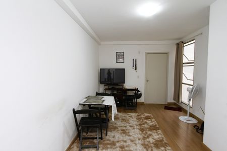 Sala de apartamento à venda com 2 quartos, 49m² em Camargos, Belo Horizonte