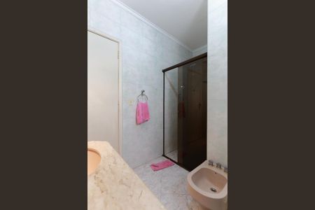 Casa à venda com 170m², 3 quartos e 2 vagasBanheiro social