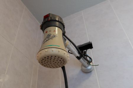 Casa à venda com 170m², 3 quartos e 2 vagasBanheiro de serviço