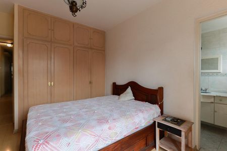 Casa à venda com 170m², 3 quartos e 2 vagasSuíte