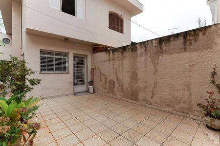 Casa à venda com 170m², 3 quartos e 2 vagasQuintal