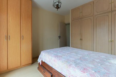 Casa à venda com 170m², 3 quartos e 2 vagasSuíte