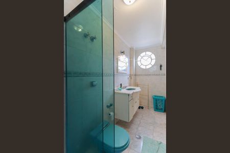 Casa à venda com 170m², 3 quartos e 2 vagasBanheiro da suíte