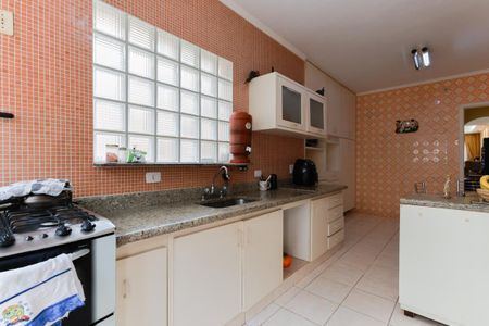 Casa à venda com 170m², 3 quartos e 2 vagasCozinha