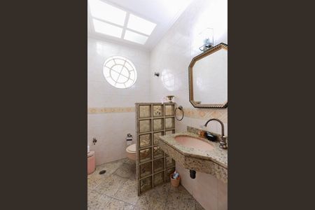 Casa à venda com 170m², 3 quartos e 2 vagasLavabo