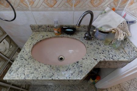 Casa à venda com 170m², 3 quartos e 2 vagasLavabo