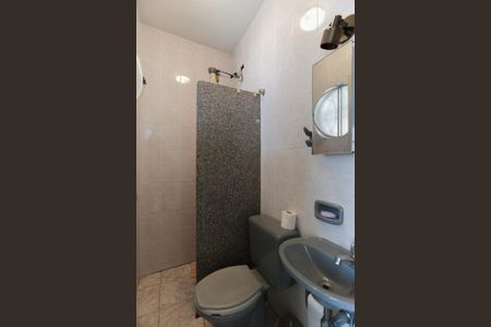 Casa à venda com 170m², 3 quartos e 2 vagasBanheiro de serviço
