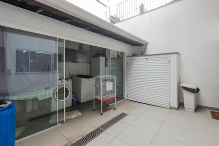 Casa à venda com 250m², 5 quartos e 3 vagasÁrea de Serviço