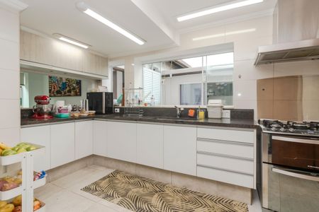 Casa à venda com 250m², 5 quartos e 3 vagasCozinha