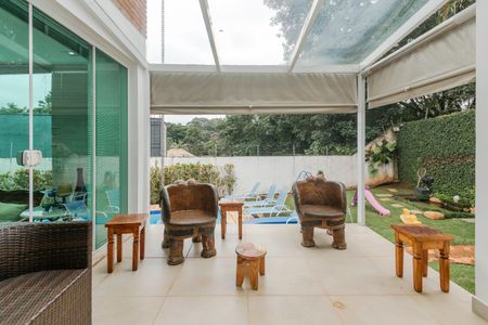 Casa à venda com 250m², 5 quartos e 3 vagasVaranda da Sala de Jantar