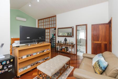 Casa à venda com 250m², 5 quartos e 3 vagasSuíte 1