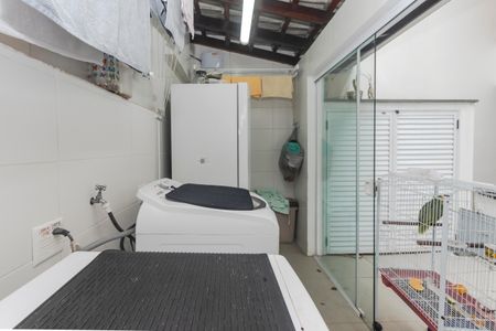 Casa à venda com 250m², 5 quartos e 3 vagasÁrea de Serviço