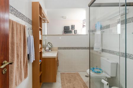 Casa à venda com 250m², 5 quartos e 3 vagasBanheiro da Suíte 3