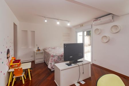 Casa à venda com 250m², 5 quartos e 3 vagasSuíte 2