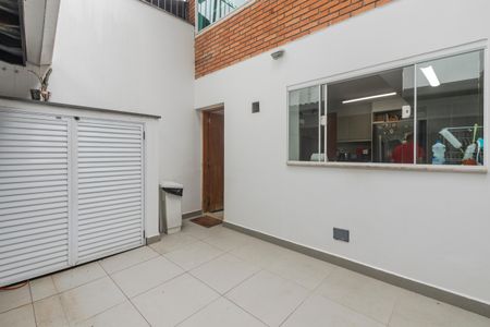 Casa à venda com 250m², 5 quartos e 3 vagasÁrea de Serviço