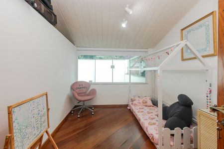 Casa à venda com 250m², 5 quartos e 3 vagasQuarto 2
