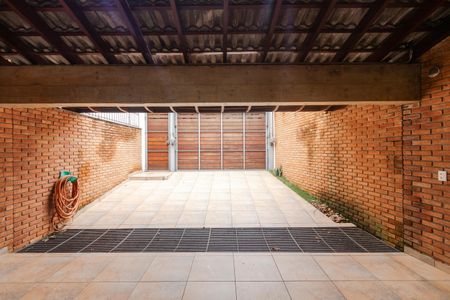 Casa à venda com 250m², 5 quartos e 3 vagasGaragem