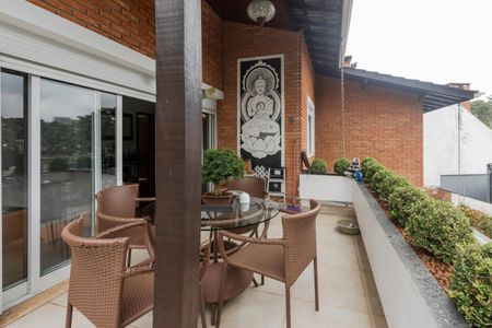 Casa à venda com 250m², 5 quartos e 3 vagasVaranda da Suíte 1