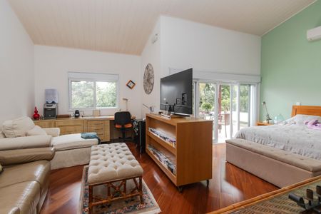 Casa à venda com 250m², 5 quartos e 3 vagasSuíte 1