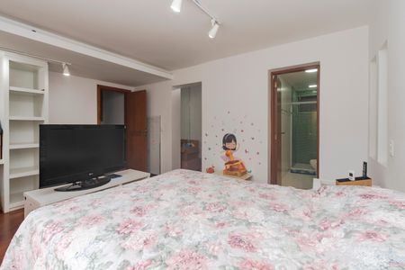 Casa à venda com 250m², 5 quartos e 3 vagasSuíte 2